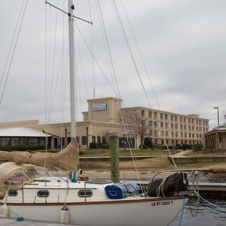 ניו ברן Bridgepointe Hotel & Marina מראה חיצוני תמונה
